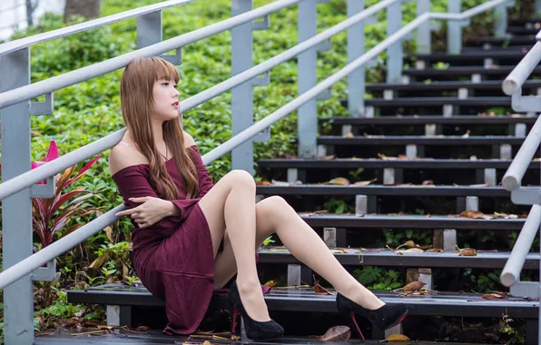 Picture face, hair, dress, heels, steps, legs, Asian