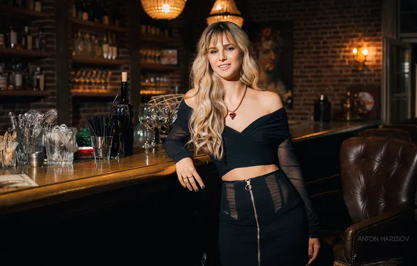 Woman, bar, beautiful, model, pretty, blonde