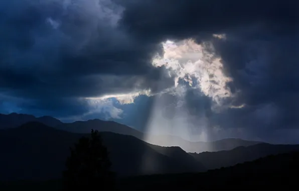 Picture the sky, rays, light, mountains, clouds