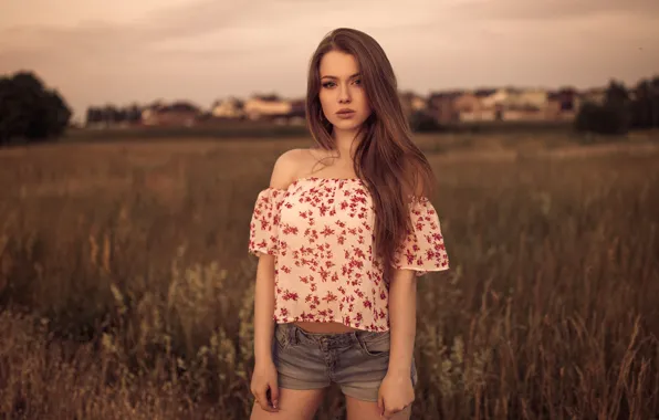 Picture summer, girl, shorts, portrait, Mike, brown hair, beautiful, beautiful