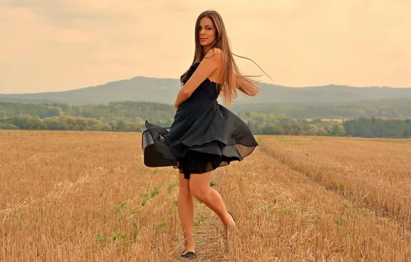 Field, nature, smile, dress