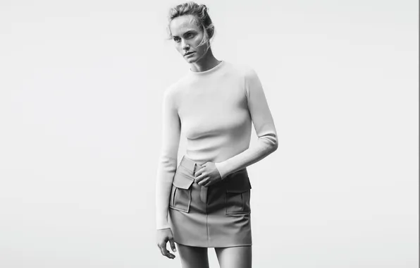 Look, pose, model, figure, actress, Amber Valletta, Amber Valletta