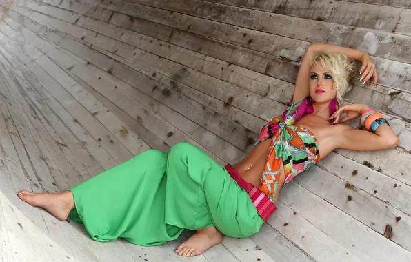 Girl, dress, piercing, photographer, sitting, Gu Wu