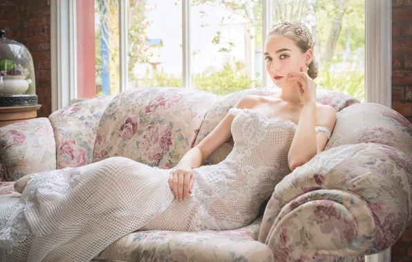 Picture face, style, sofa, model, figure, dress, window
