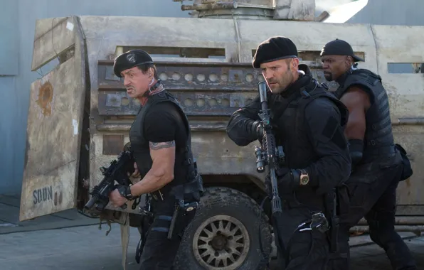 Picture weapons, soldiers, Sylvester Stallone, machines, Jason Statham, Sylvester Stallone, Jason Statham, The Expendables 2