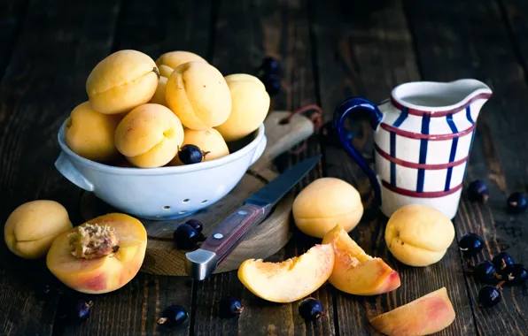 Berries, knife, apricots