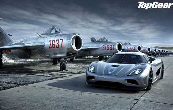 Picture the sky, lights, Koenigsegg, fighters, supercar, top gear, the front, aircraft