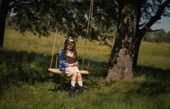 Picture swing, girl, book