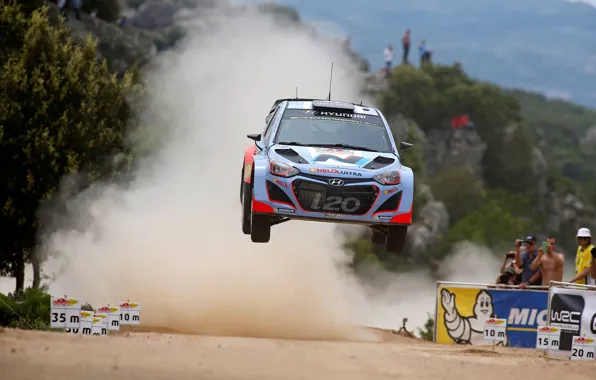 Picture jump, dust, italia, rally, wrc, hyundai, the audience, i20