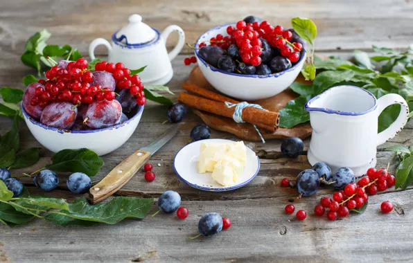 Picture berries, plum, red currant