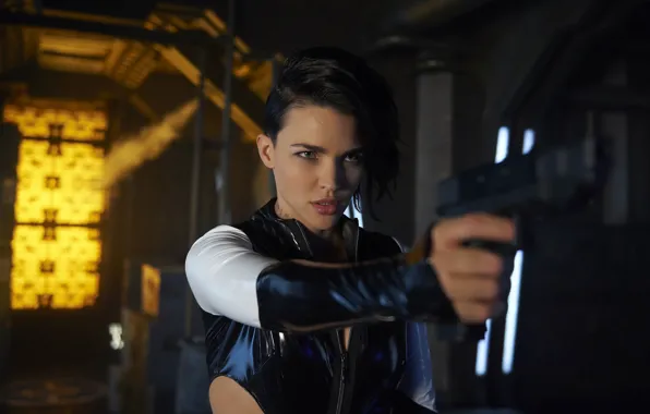 Wallpaper, girl, gun, pistol, Space, weapon, woman, movie