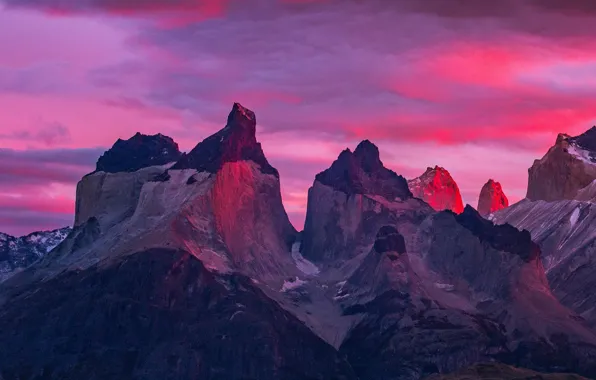 Picture mountains, tops, glow, peak, Chile, Torres del Paine