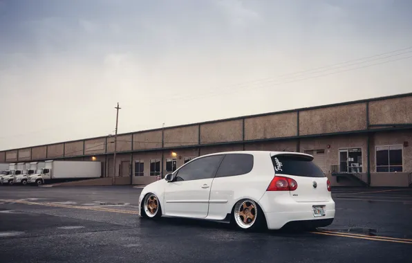 Picture white, golf, stance, mk5, Volkswagtn