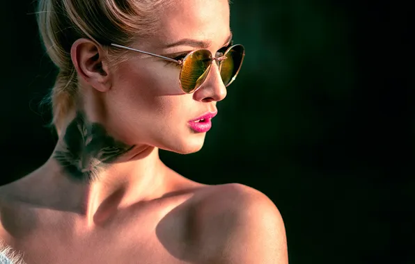 Look, tattoo, glasses, summer, Katie Sendza