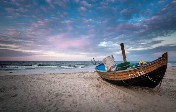 Sand, sea, shore, boat
