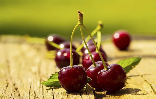 Picture macro, berries, cherry, ripe