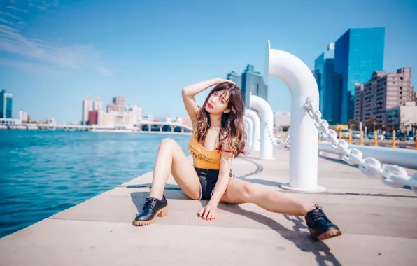 Look, pose, shorts, Mike, brown hair, Asian, sitting