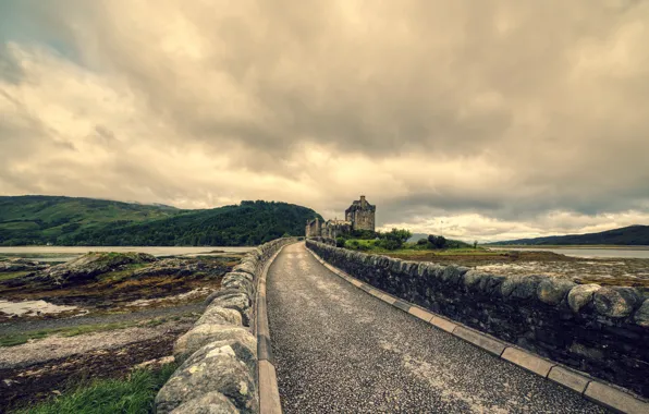 Road, the sky, Scotland, Dornie