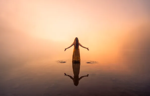 WATER, HANDS, DRESS, REFLECTION, SURFACE, FOG, SURFACE, SUNDRESS