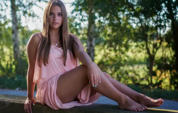 Picture look, pose, barefoot, long hair, long hair, barefoot, blurred background, look