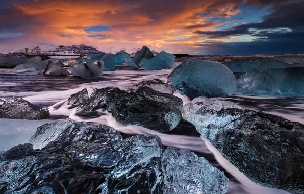 Picture ice, sea, morning