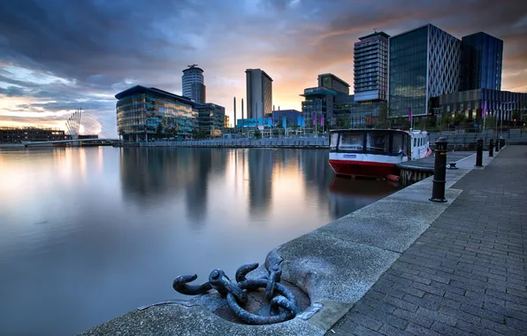 Night, the city, river, Marina