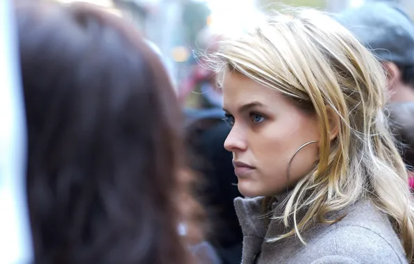 Picture look, pose, the crowd, makeup, actress, profile, hair, look