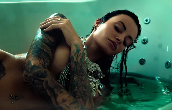 Picture tattoo, in the bath, Alex Korshun