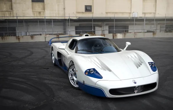 Picture Blue, 2005, White, Maserati, MC12