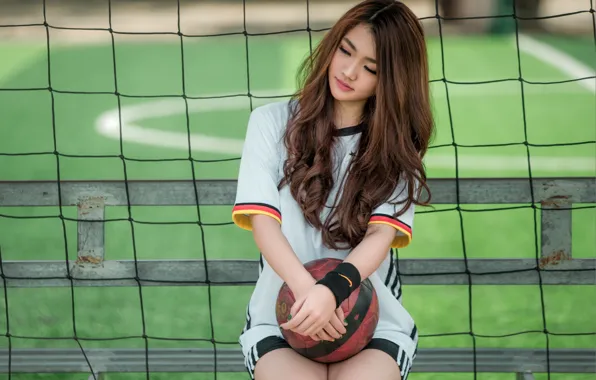Picture girl, the ball, Asian