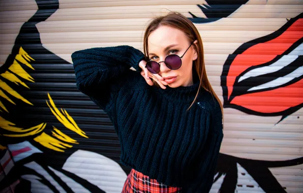 Look, girl, pose, graffiti, hand, glasses, sweater, Igor Deakin