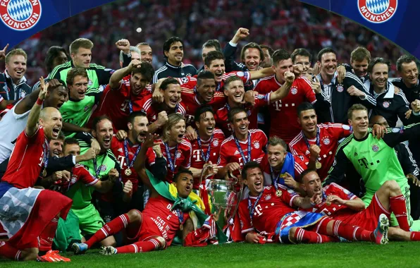 Picture Dante, David Alaba, Bastian Schweinsteiger, Javi Martinez; Arjen Robben, Manuel Neuer; Phillip Lahm, Frank Ribery; …