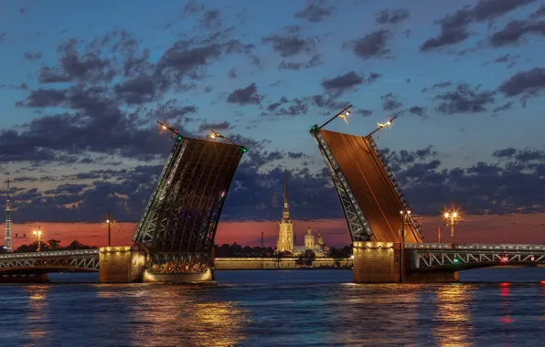 Picture white nights, Peter and Paul fortress, drawbridge, Saint Petersburg