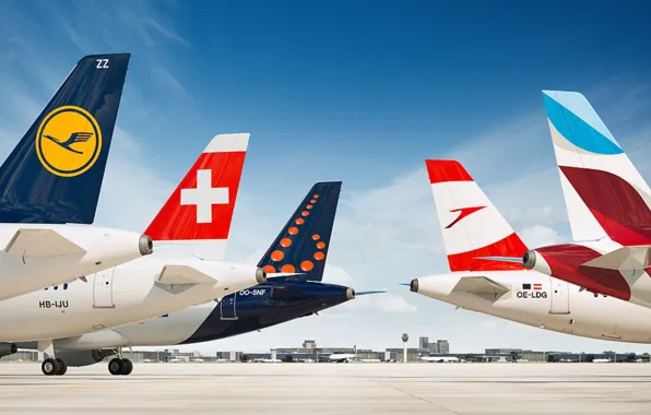 The plane, Aircraft, Airport, Aviation, Airlines, Lufthansa, Airbus, Austrian