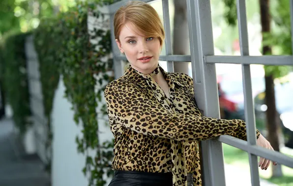 Picture pose, makeup, actress, hairstyle, blouse, redhead, photoshoot, spotted