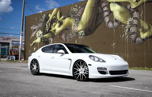 Picture Porsche, Panamera, graffiti