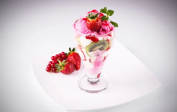 Berries, kiwi, strawberry, ice cream, dessert, currants, sweet, sweet