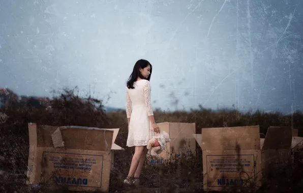Girl, box, bear