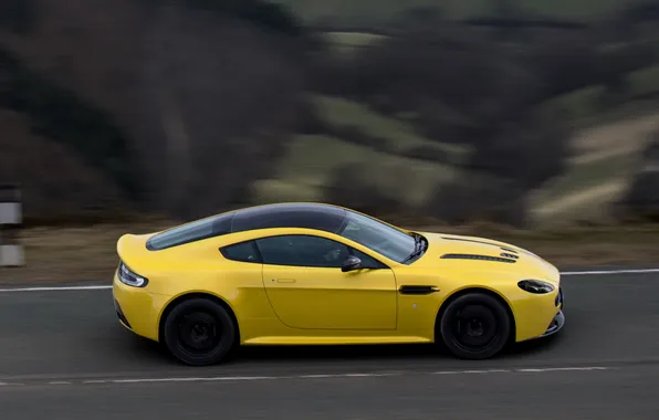 Picture auto, yellow, Aston Martin, in motion, yellow, V12 Vantage S