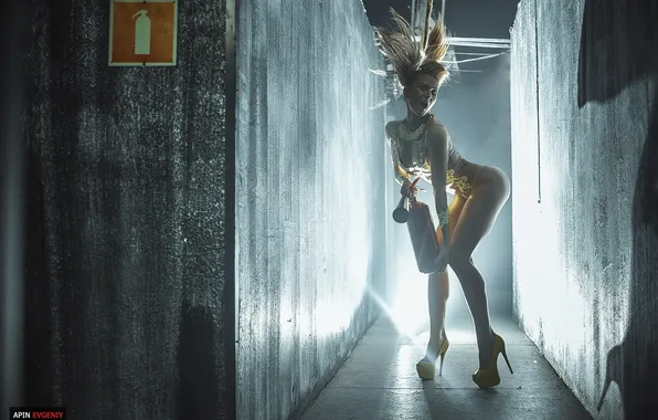Girl, photographer, girl, legs, photography, photographer, a fire extinguisher, Eugene APIN