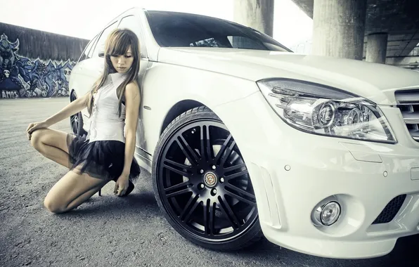 Picture SITTING, DRESS, WHITE, BROWN hair, MACHINE, ASIAN