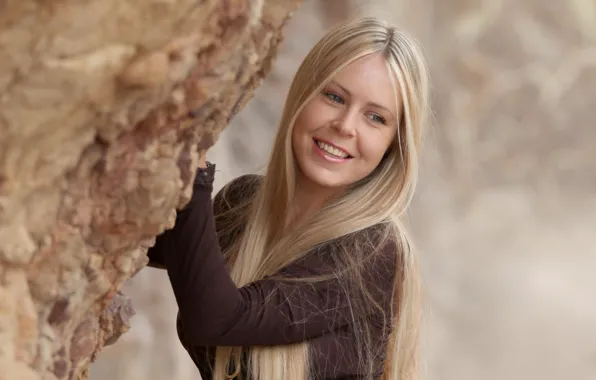 Picture smile, rocks, model, blonde, Hloya, Zeemani