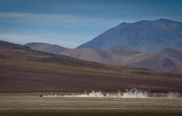 Picture mountains, desert, smoke, dust, car