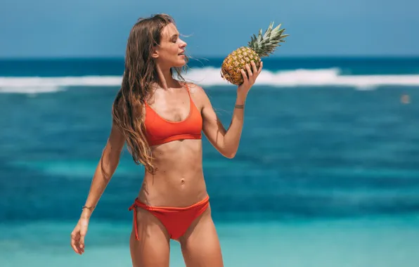 Pose, smile, stay, positive, pineapple, smile, pineapple, pose