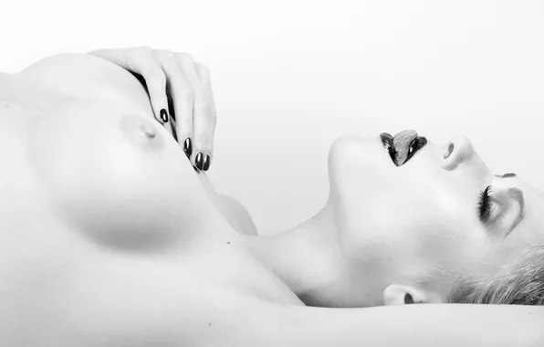 Language, chest, girl, model, body, playboy, blonde, black and white