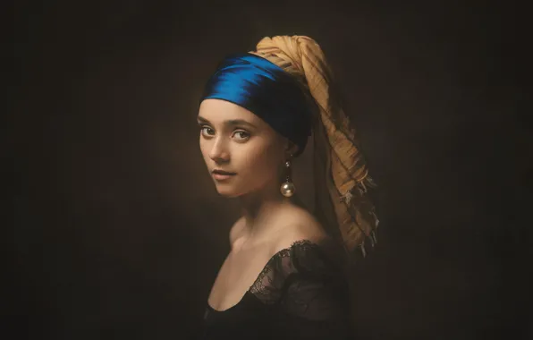 Picture look, girl, face, the dark background, portrait, earrings, dress, headband