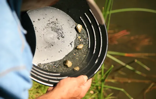 Gold, water, hands, mining