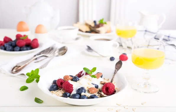 Berries, coffee, Breakfast, juice, yogurt, orange, cereal, Iryna Melnyk