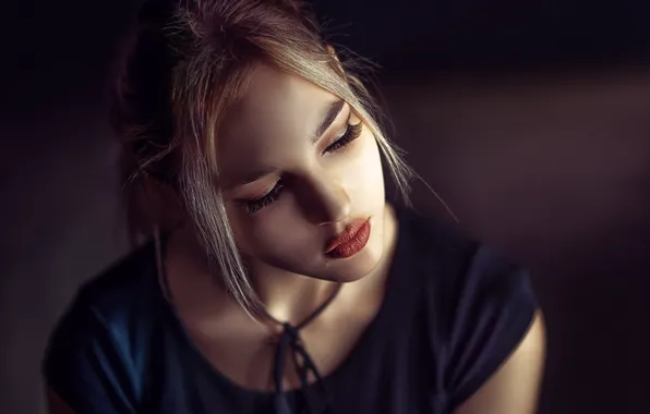 Portrait, makeup, sponge, retouching, Jan Berezov