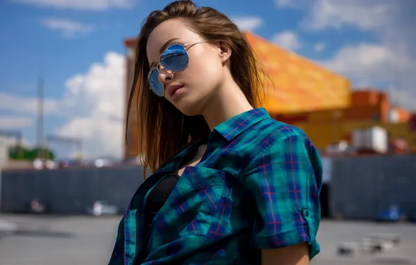 The sun, pose, model, portrait, makeup, glasses, hairstyle, shirt